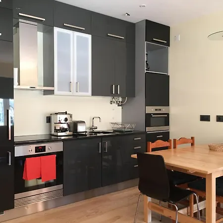 In Duplex ליסבון